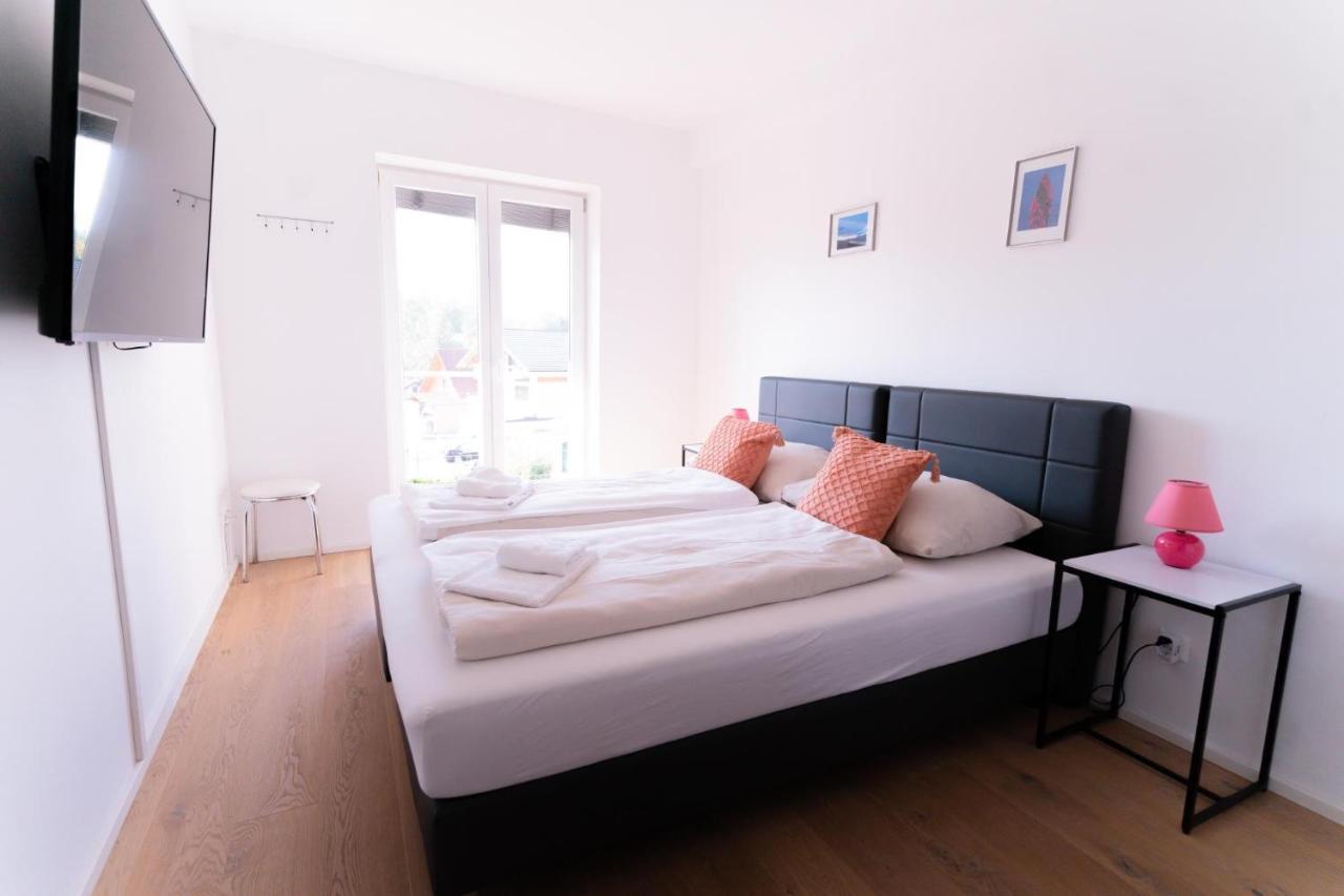 Apartment Falamingo Velden Velden am Woerthersee Exterior photo